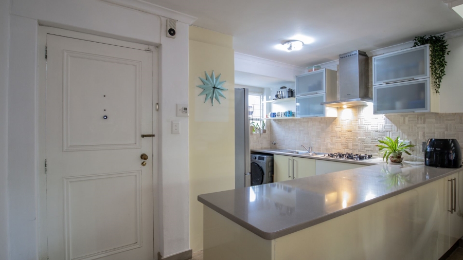 To Let 3 Bedroom Property for Rent in Wynberg Upper Western Cape